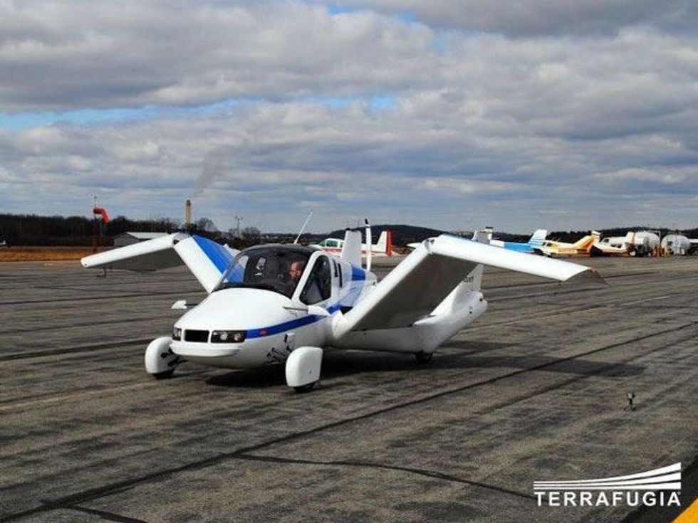 Volvo ka blerë një kompani që krijon vetura fluturuese foto 3