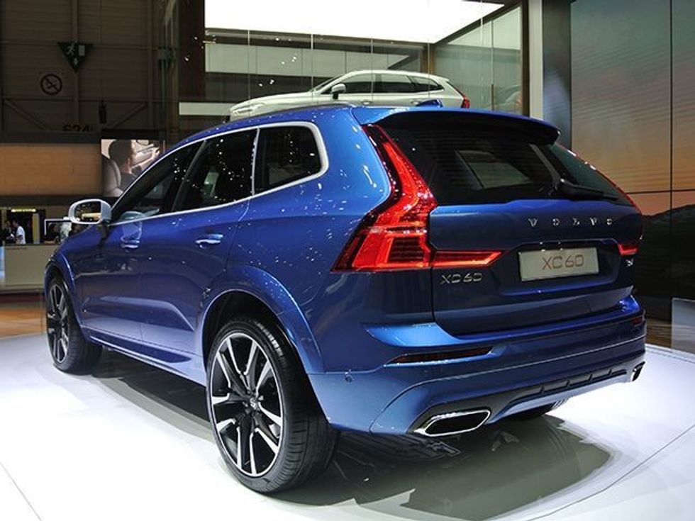 Volvo XC60 është SUV më i sigurt deri më tani foto 4