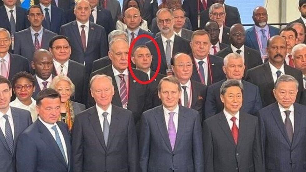 vulin i dodik zajedno na sigurnosnom forumu u rusiji prva nato agresija izvedena je na rs a potom i na srbiju