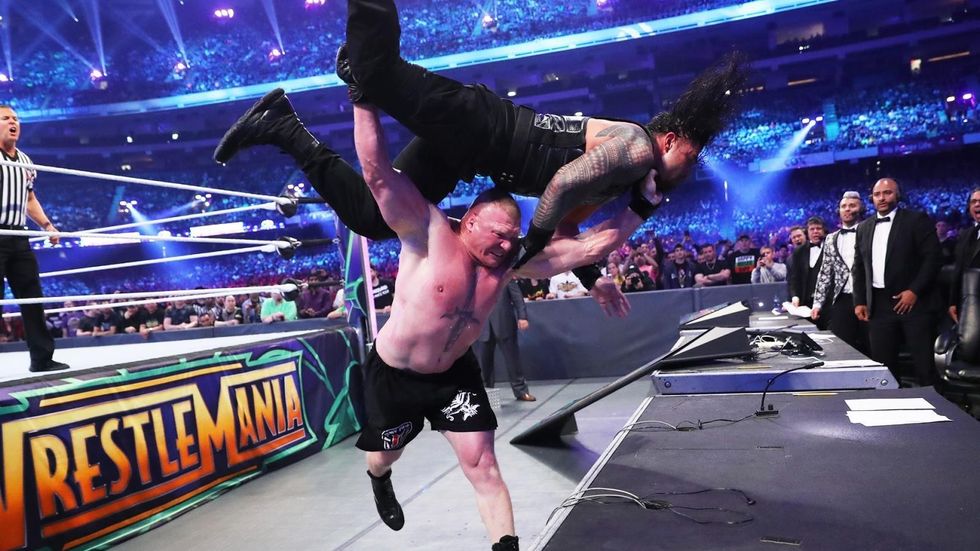wm34 reigns lesnar d26d820d0c5b752b