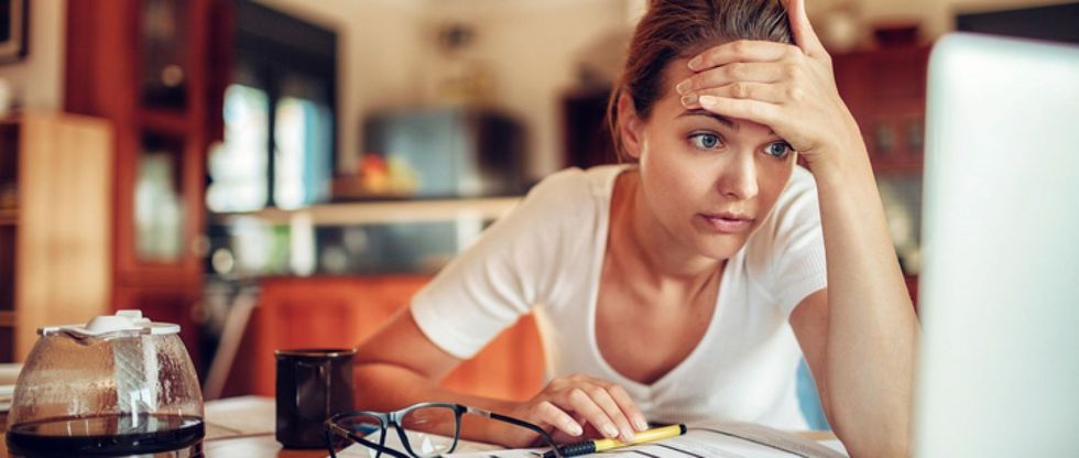 woman stressed computer 608518550