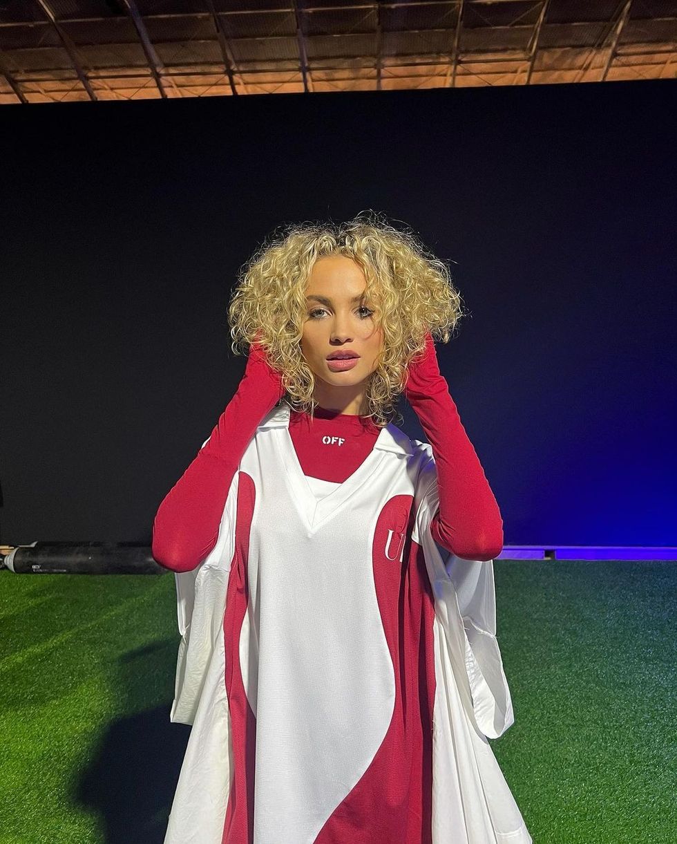 www instagram com rose bertram 783717419