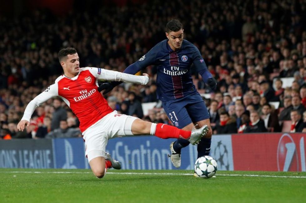 xhaka vs psg