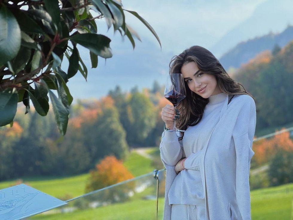 xhensilamyrtezaj 248159506 566680567896674 1330672181199895130 n