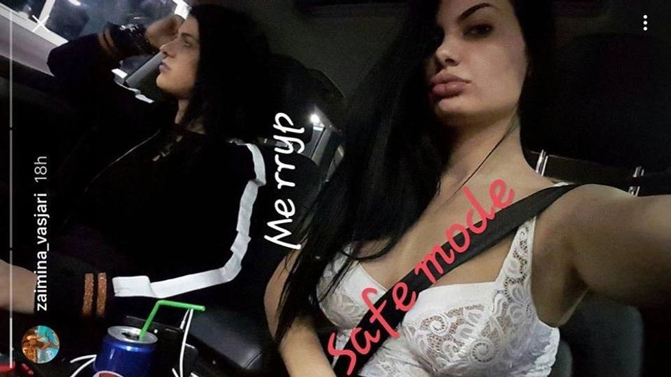 Zaimina nget veturën me këtë veshje. Foto nga Instagram Story.