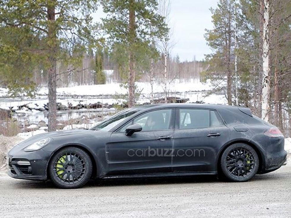 Zbulohet Porsche Panamera pak dite para lansimit zyrtar foto 5