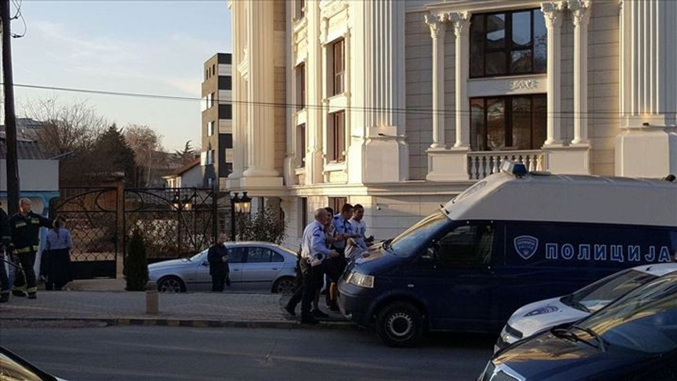 Zjarrfikësi 1