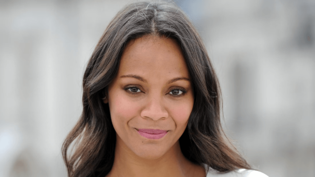 Zoe Saldana rrëfen sfidat si nënë e tre djemve: Meshkujt janë më të ndjeshëm se sa duken