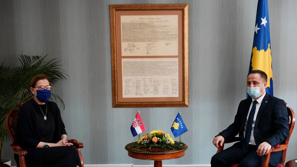 ZV SELMANAJ AMB. KROATE 01 scaled