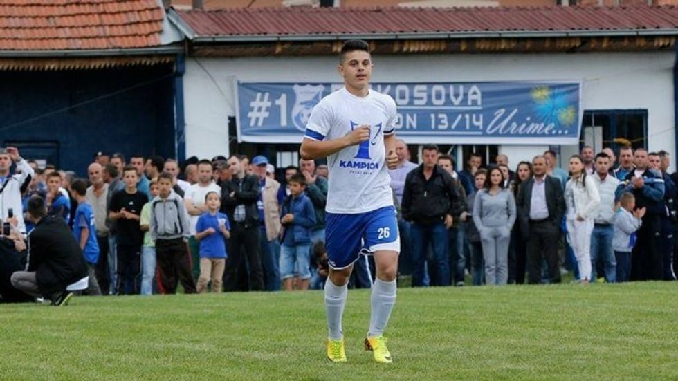 zyrtare rashica transferohet n euml vitesse hd