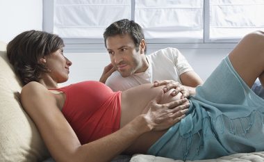 Seksi gjatë shtatzënësisë: Pozat, dilemat, zgjidhjet!