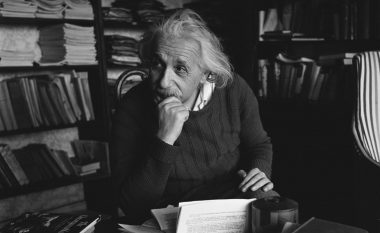 Motivimi i Einsteinit: gjeniu është 1 për qind talent dhe 99 për qind punë