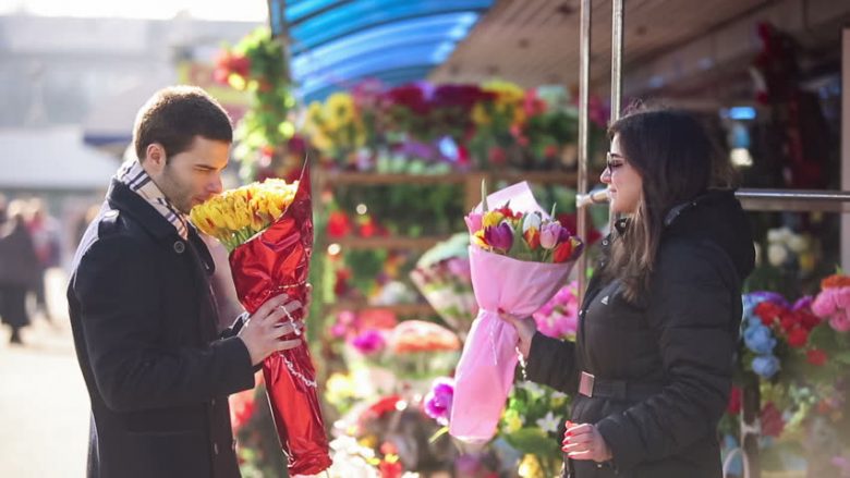 Çfarë kuptimi kanë lulet për ditën e të dashuruarve?