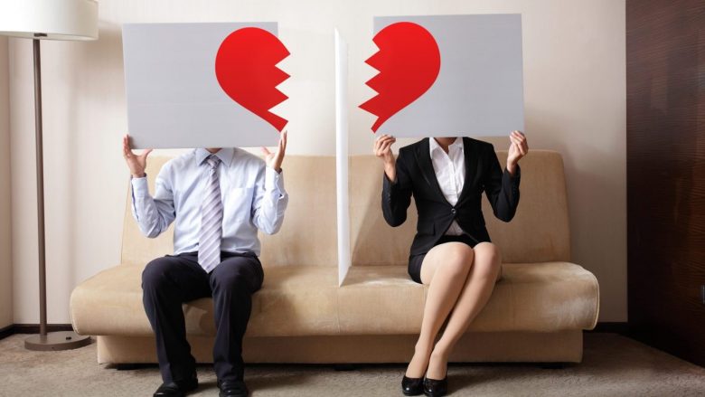 Këshilla nga psikologët: Si ta shmangni divorcin