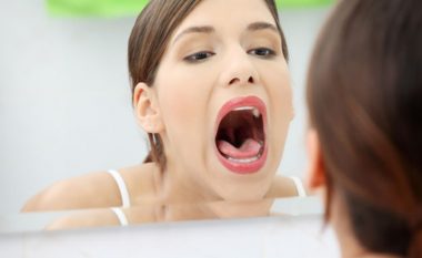 Ndryshimet në gojë zbulojnë sëmundjet