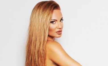 Anjeza Branka topless (Foto)