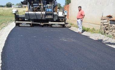 Asfaltohet rruga e Lagjes “Kastrati” në Obrançë