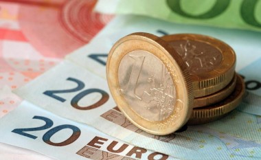 2 euro në muaj për llogari të kursimeve