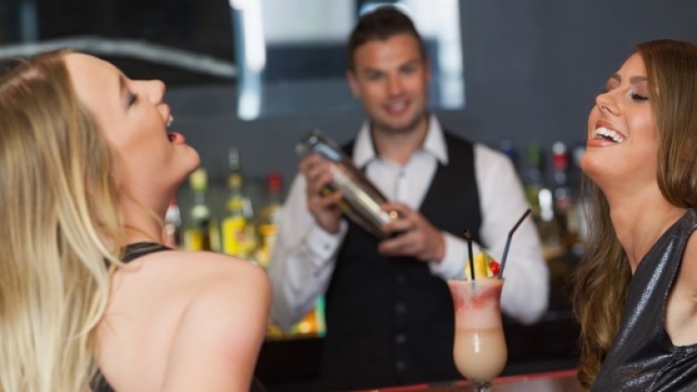 6 arsye përse alkooli dhe seksi nuk shkojnë bashkë