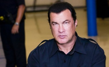 Steven Seagal zyrtarisht serb