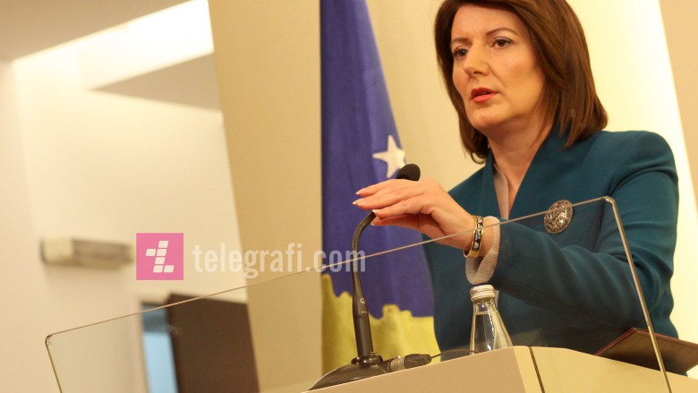 Jahjaga në terren, për përkrahjen e investimeve