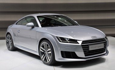 Makinat më “seksi” të Parisit – Audi TT dhe TTS Roadster