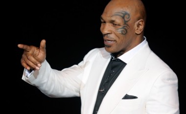 Tyson: Lamar Odom u “ringjall” nga vagina e Khloe