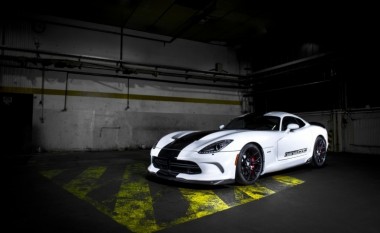 Dodge Viper me 700 kuajfuqi