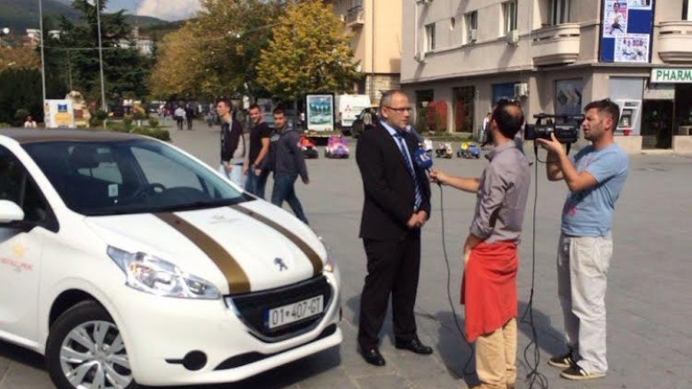 Devolli Princ Caffe shpërblen fituesin e dytë të veturës “Peugeot 208”