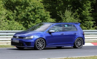 Kështu duket Volkswagen Golf R420 (Foto)