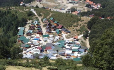 Agani rishikon vendimet e Dardan Gashit për Prevallën