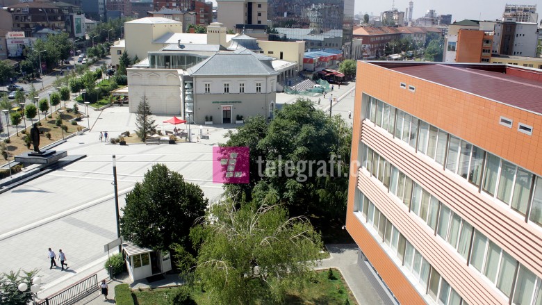Banorët e qendrës së Prishtinës protestojnë kundër zhurmës së kafiterive