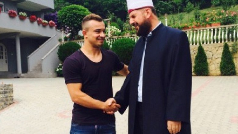 Mediat zvicerane: Shaqiri pozon me imamin radikal