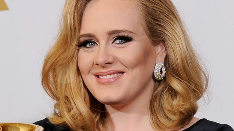 ​Kompania Apple refuzon të shesë albumin e ri të Adele