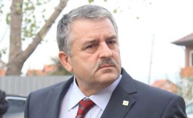 Veliu: Thaçi kishte qëllime elektorale, u ngut për ushtrinë