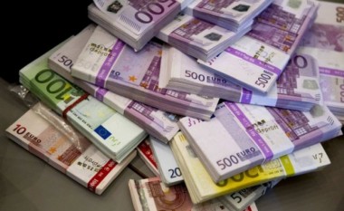 AKP-ja bart 90 milionë euro në buxhetin e shtetit