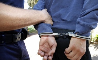 Shfrytëzoi për dy vite të miturën për prostitucion, arrestohet 42-vjeçari në Tiranë
