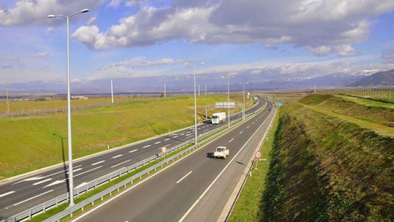 Sot inaugurohet segmenti i parë i autostradës Prishtinë-Han i Elezit