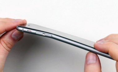 #BendGate vazhdon, shfaq 300 iPhone 6 të lakuar