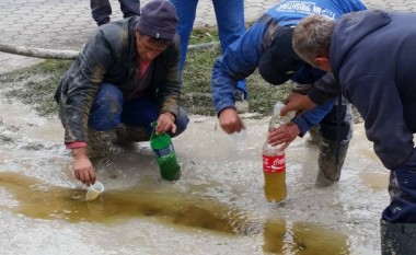 Gjendet një “pus i naftës” në Han të Elezit (Foto)