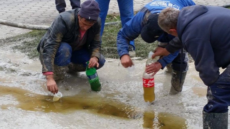 Gjendet një “pus i naftës” në Han të Elezit (Foto)