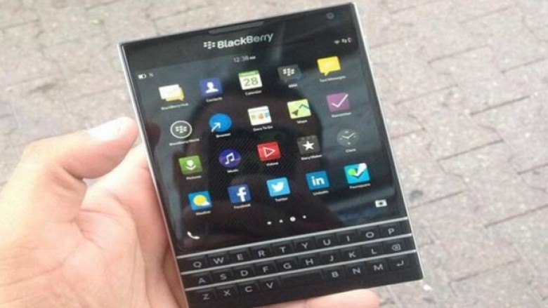 BlackBerry mund të heq dorë nga telefonat mobil!?