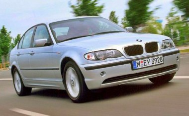 BMW fton në servis 1.6 milion automjete nga Series 3