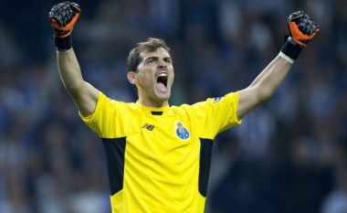 Casillas largohet nga Porto, befason me skuadrën e re