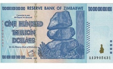 Çudia me dollarin zimbabvian: Puno gjithë jetën për 1 cent!