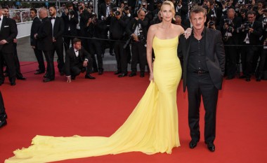 Ndahen Charlize Theron dhe Sean Penn