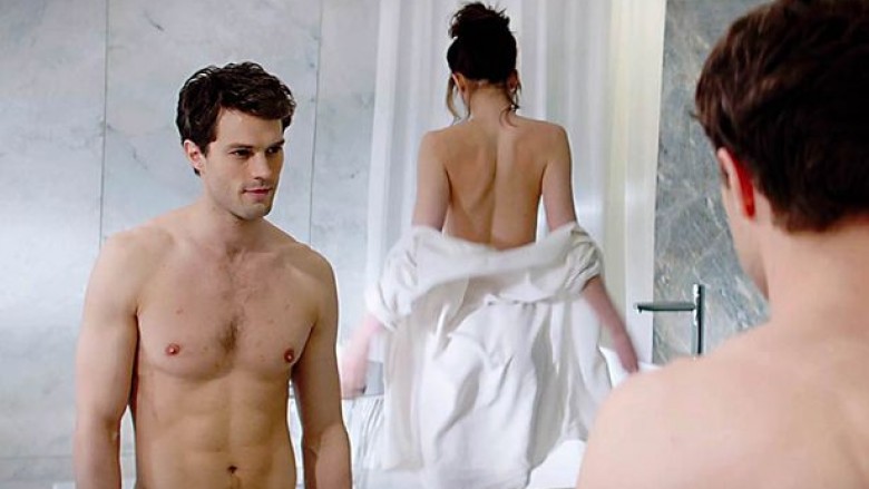 Kompania kërkon skena porno nga Christian Grey i “50 Shades of Grey”