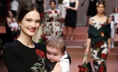 Dolce & Gabana sjell koleksionin të frymëzuar nga nëna