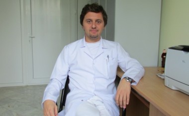 Dr. Dëfrim Koçinaj, kirurg pediatrik