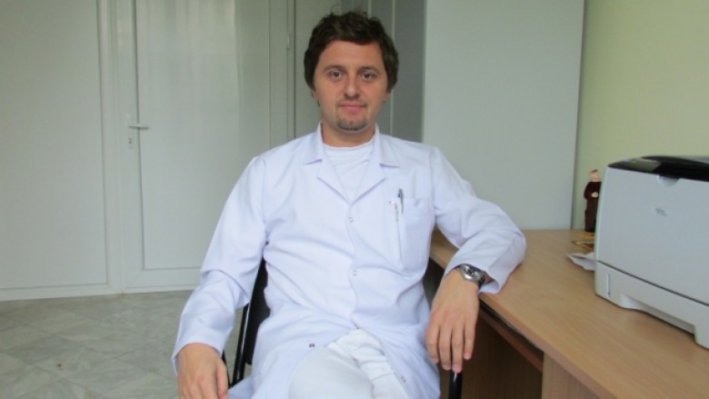 Dr. Dëfrim Koçinaj, kirurg pediatrik